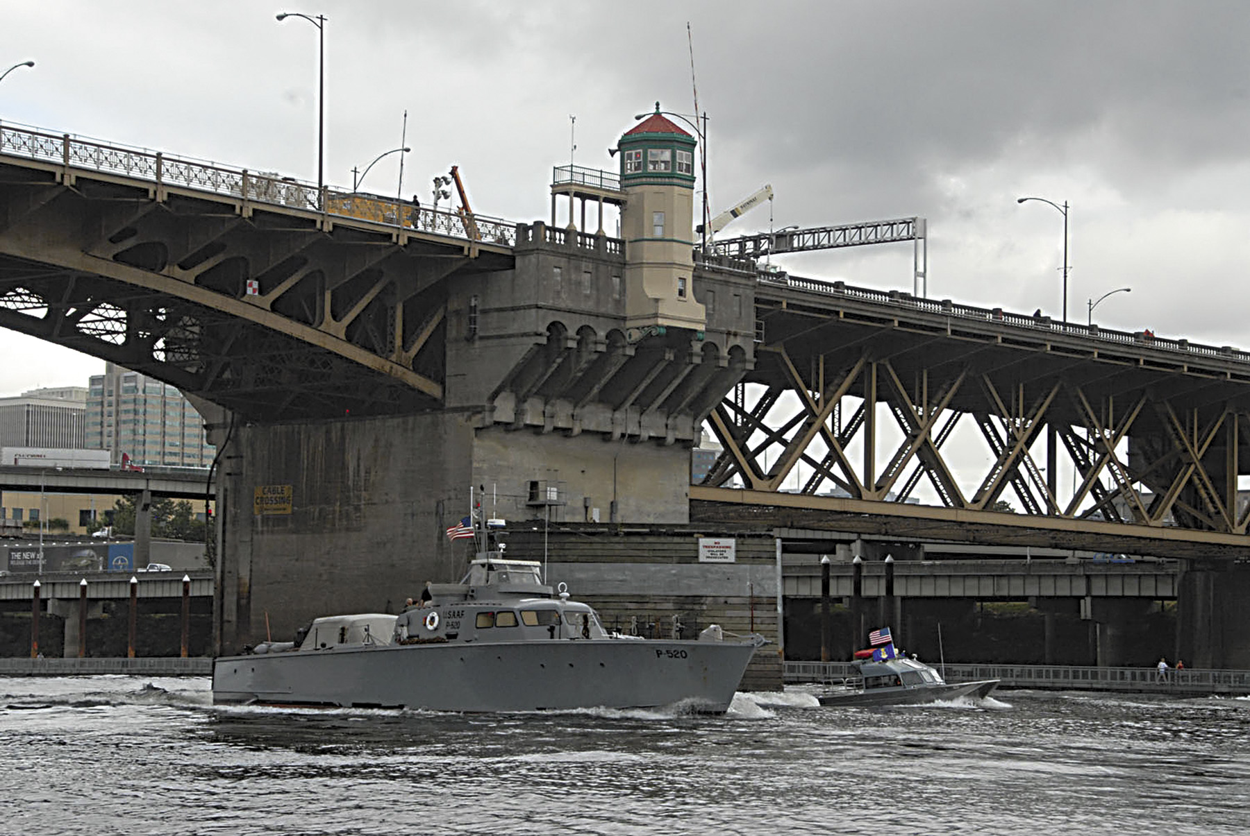 Modern Crash Diät Size Zero My Favorite Martian 2x22 Crash Diet ShareTV