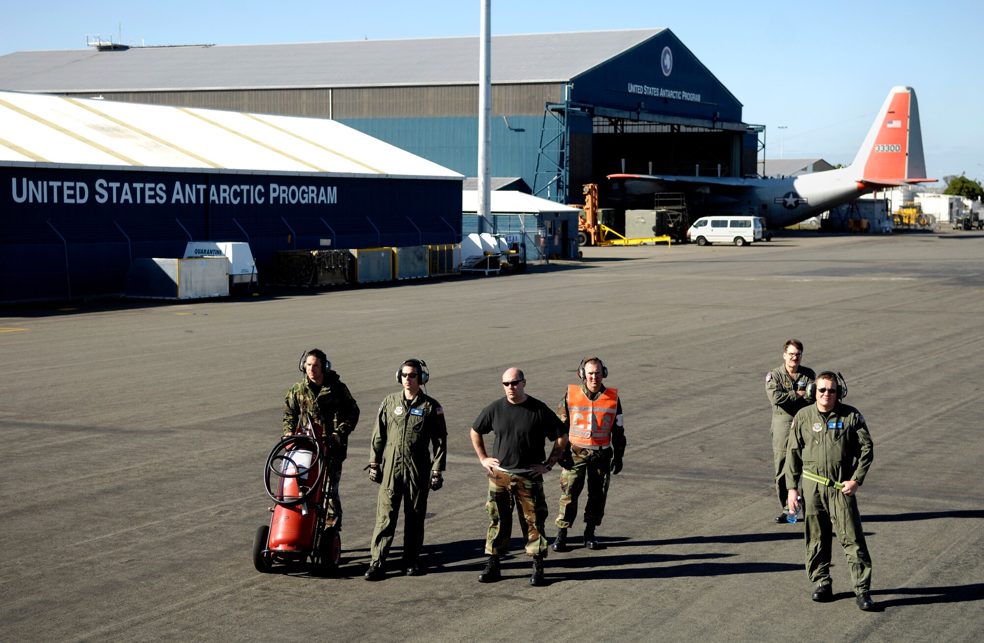 Aircrew and maintainers prepare to launch their C-17 Globemaster III for an Operation Deep Freeze mission Nov. 26, 2007 from Christchurch, New Zealand. Reserve and active duty Airmen from McChord Air Force Base, Wash. are at Christchurch supporting the 13th Air Force-led Joint Task Force Support Forces Antarctica, Operation Deep Freeze. Operation Deep Freeze is a unique joint and total force mission that has supported the National Science Foundation and U.S. Antarctic Program that began in 1955. (U.S. Air Force photo/Tech. Sgt. Shane A. Cuomo)