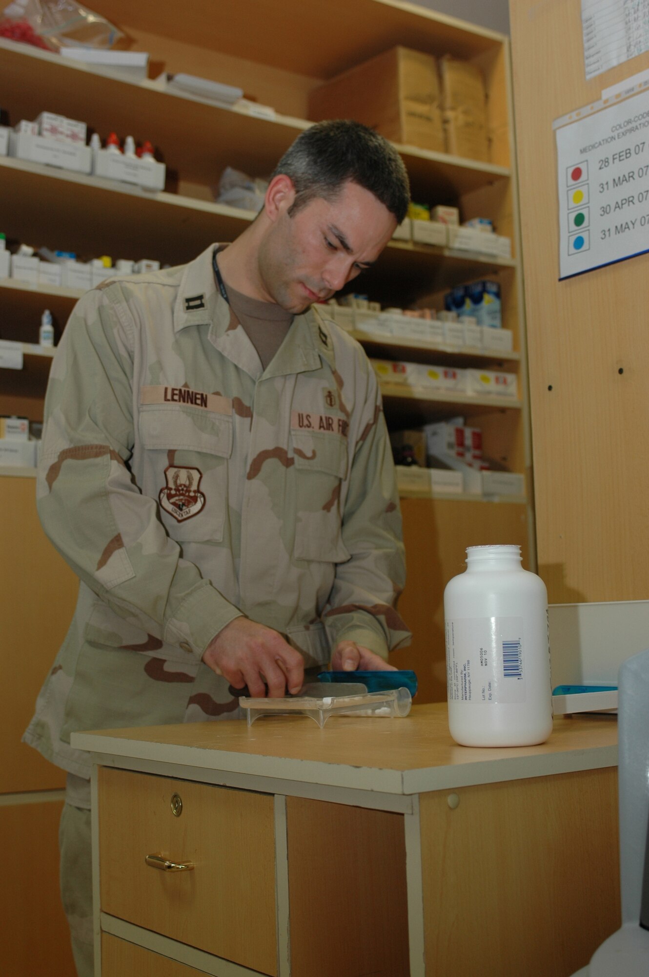 pharmacy-personnel-make-a-difference-59th-medical-wing-article-display