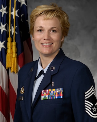 Chief Master Sergeant Deborah A Alaimo > Air Force Medical Service 