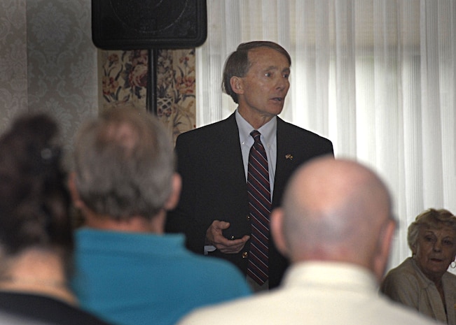Douglass Smith, Director of the Defense Accounting Finance Services, retired pay and annuities, gives a presentation to retirees on Saturday during the Charleston AFB and Naval Weapons Station Military Retiree and Spouse Appreciation Day. (U.S. Air Force Photo/Airman 1st Class Cynthia Spalding)