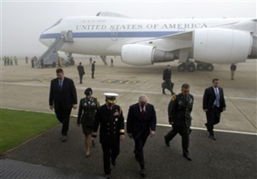 U.S. Defense Secretary Robert M. Gates arrives at Heathrow International Airport, Great Britain, Oct. 11, 2007.  