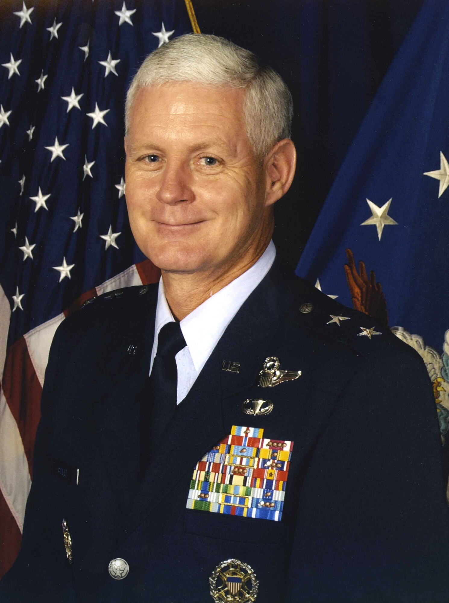 MAJOR GENERAL ROBERT P. STEEL > Air Force > Biography Display