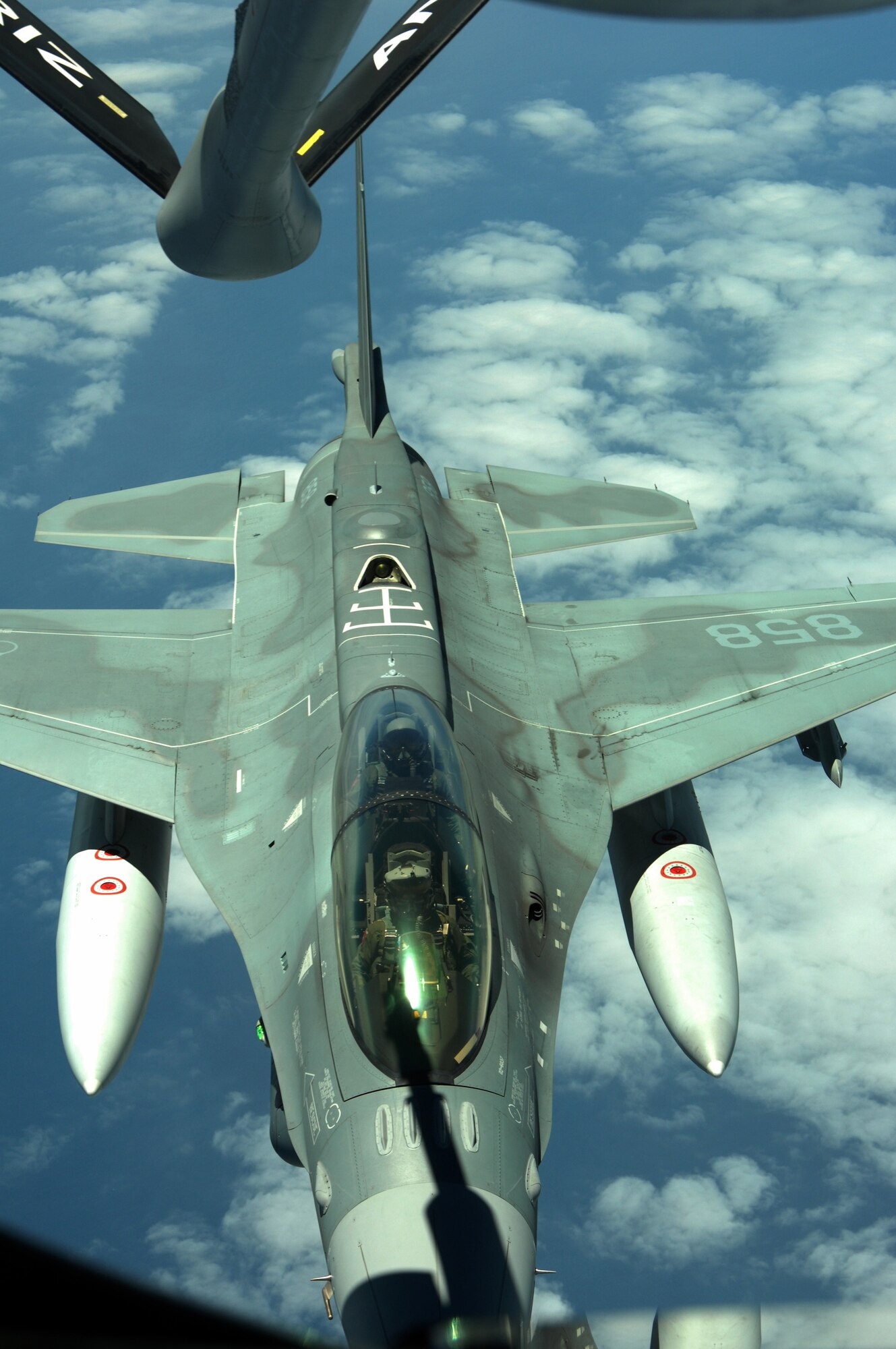 A Chilean F-16 prepares to refuel from an Arizona Air National Guard KC-135 over the Pacific Ocean off of the coast of Chile.  The aircraft are participating in WILLKA 2007, Chile’s first exercise with their F-16’s and the U.S. Air Force.  Approximately 130 Airmen from the Active Duty, Reserve and Air National Guard came to Chile to train with their Chilean counterparts.