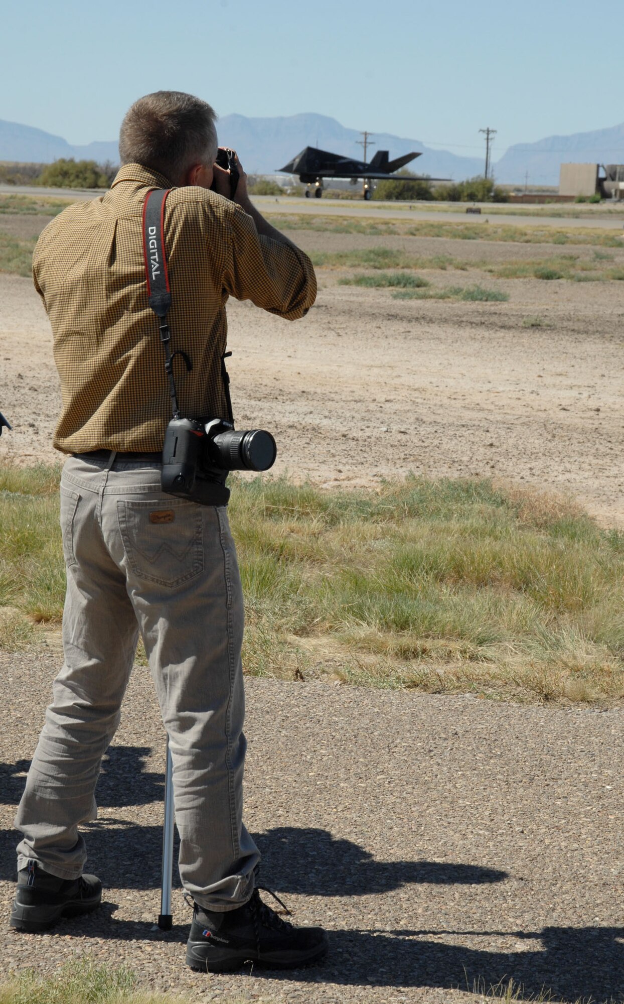 More than 20 photographers from the United Kingdom came to Holloman Oct. 15-16 to get a final look at the F-117A Nighthawk and other aircraft around Holloman. Their photos are seen in an array of aircraft magazines throughout the world. (U.S. Air Force photo/Airman 1st Class Jamal Sutter)