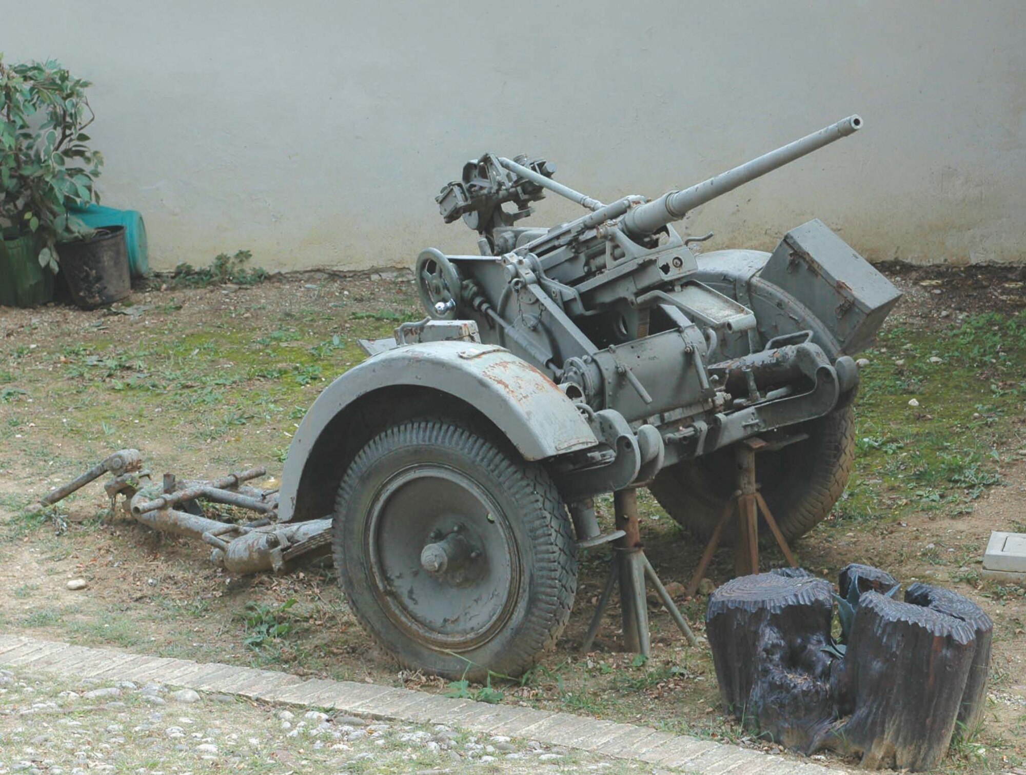 AVIANO AIR BASE, Italy--An artillery gun on display next to the Palmanova museum. A  nature trail  follows the top wall of the town and old artillery weapons and buildings are located along the way. (U.S. Air Force photo/Senior Airman Justin Weaver).
