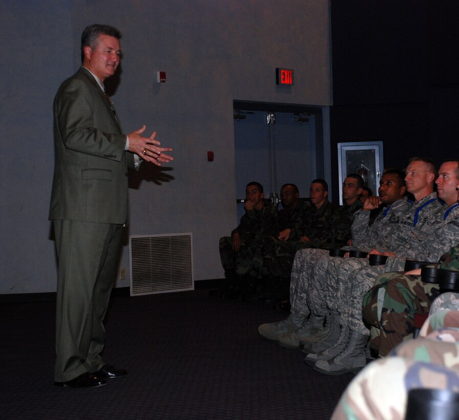 Retired Chief Master Sgt. of the Air Force Gerald R. Murray talks to Team Sheppard Airmen at the base theater Oct. 19. (U.S. Air Force photo/Airman 1st Class Jacob Corbin)
