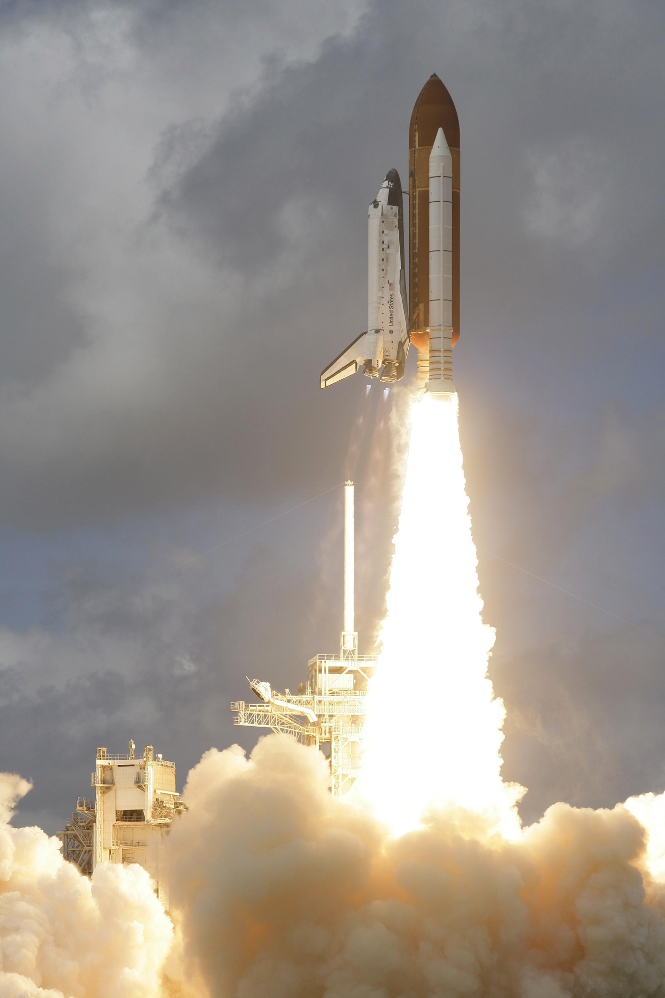 The 45th Space Wing provided flawless support for NASA’s successful launch of Space Shuttle Discovery Oct. 23 at 11:38 a.m. on the 23rd mission to the International Space Station. Discovery will deliver a connecting module that will increase the space station’s interior space