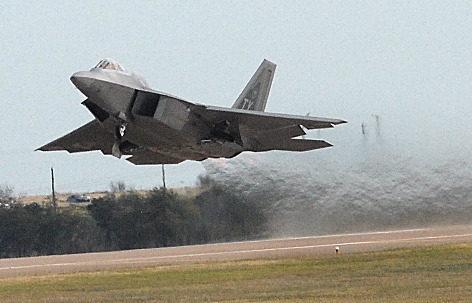 A F-22A Raptor, the Air Force's latest fighter aircraft, performs at the 2007 Sheppard Open House and Air Show Oct. 20. (U.S. Air Force photo/Harry Tonemah)