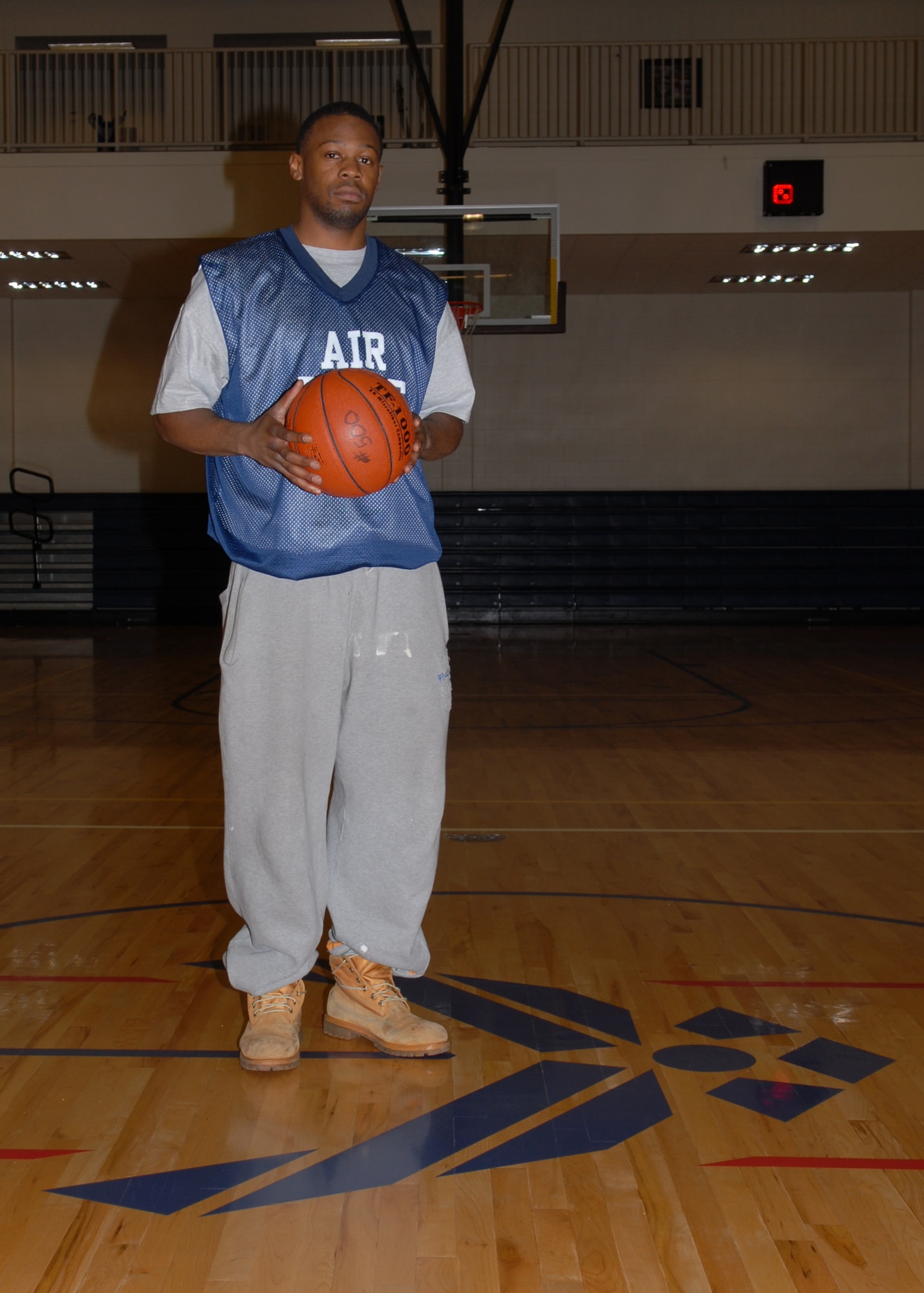 Ryan Vaught represented Osan AB at the men's Air Force
basketball tryouts here Oct. 15-31. He is one of more than twenty Airmen
battling for 12 roster spots on the team.

