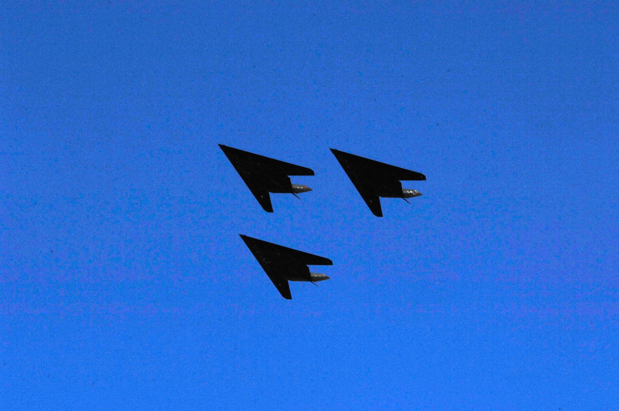 Three F-117A Nighthawks perform at the Holloman Air and Space Expo on Oct. 27, 2007. The HASE is a showcase of Air Force capabilities, the 49th Fighter Wing mission and the X Prize Foundation (U.S. Air Force Photo by Airman 1st Class Rachel Kocin)