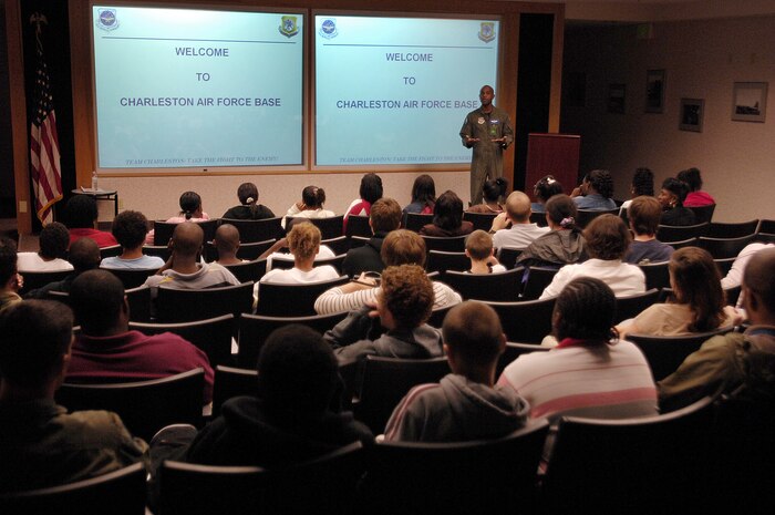 Lt. Col. Michael Carter, 437th Operations Support Squadron, speaks to members of the Combined Federal Campaign's Shadow Program during their tour of Charleston AFB Oct. 26. (U.S. Air Force photo/Staff Sgt. Richard Rose)