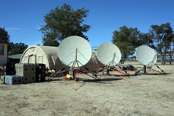 The Alaskan shelter and all three USC-60 satellite terminals  to be used for JUICE 2007. (U.S. Air Force photo by TSgt Rebecca M. Henrichsen.)
