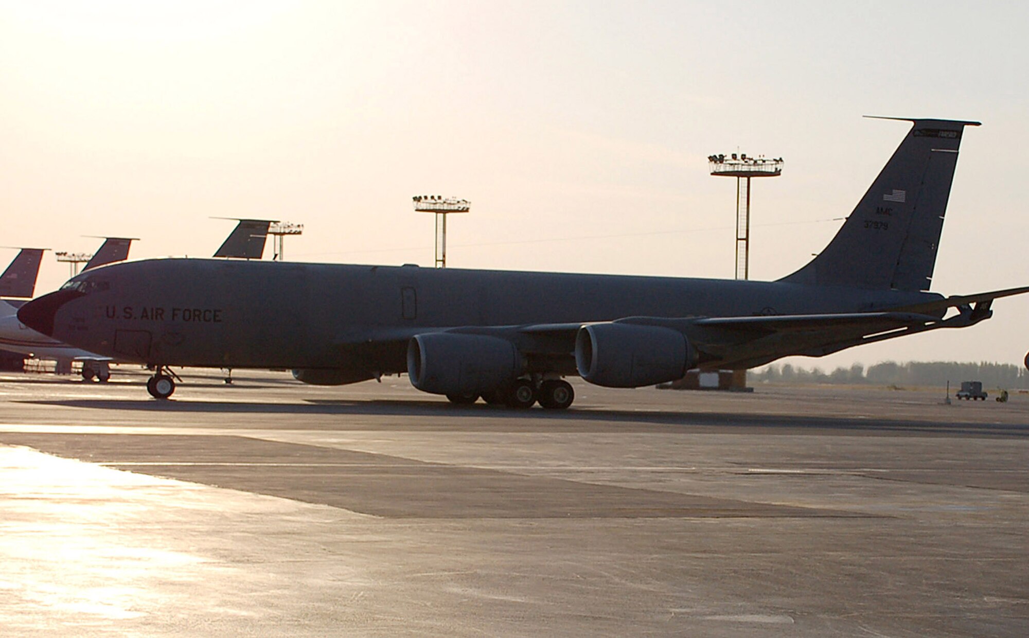 A KC-135 Stratotanker assigned to Fairchild AFB, Wash., taxies back in from a refueling mission down range Aug. 29 at Manas Air Base, Kyrgyzstan. KC-135s have been in service for the Air Force for 51 years. (U.S. Air Force photo/Staff Sgt. Les Waters)
