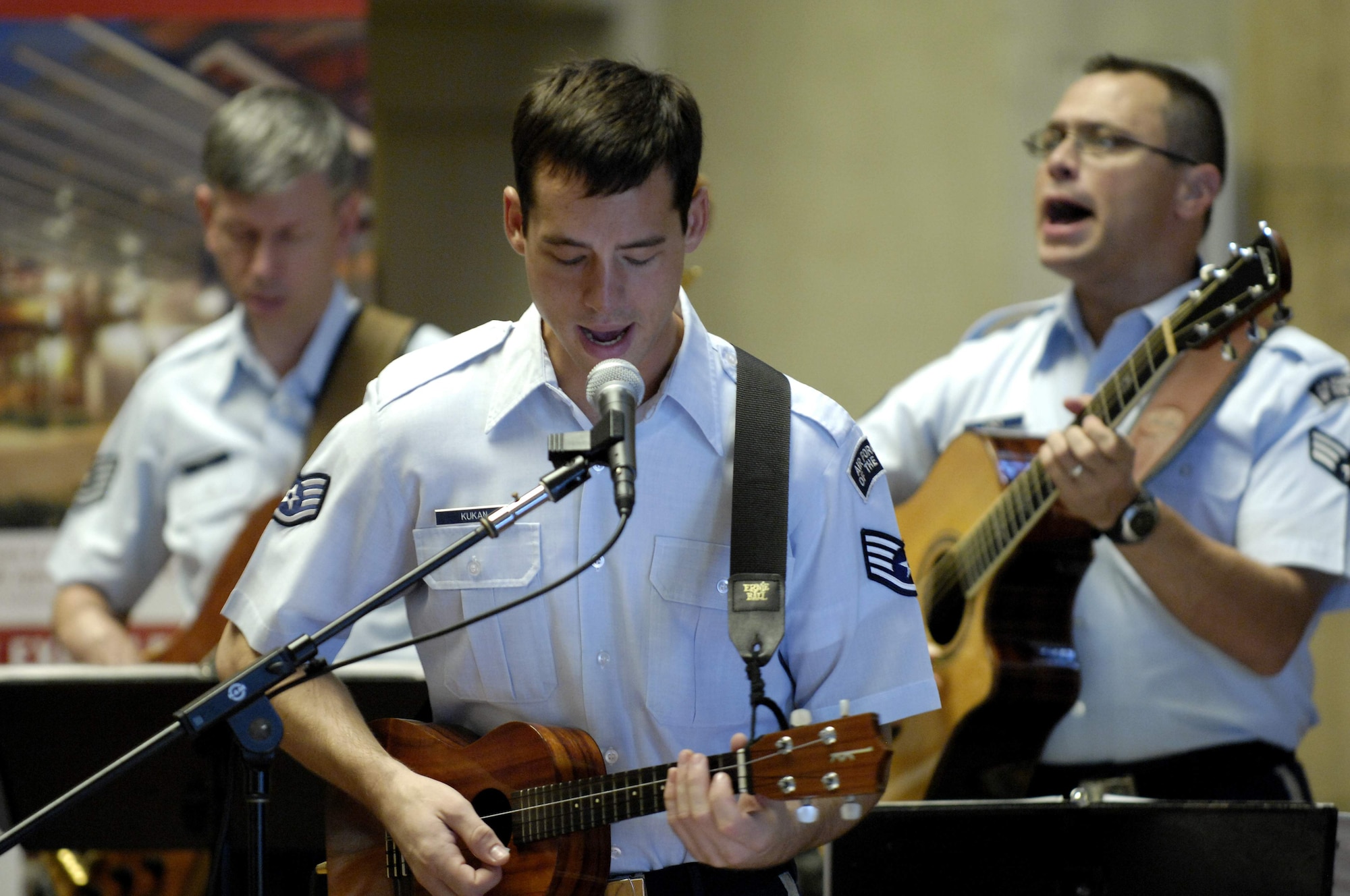 Members from the Air Force Band of the Pacific Hana Hou perform prior to the Air Force Week proclamation announcement Sept. 9 at the Honolulu Hale in Hawaii. Mufi Hannemann, mayor for the city and county of Honolulu, proclaimed Sept. 7 through 15 as Air Force Week in Honolulu. (U.S. Air Force photo/Tech. Sgt. Shane A. Cuomo)  