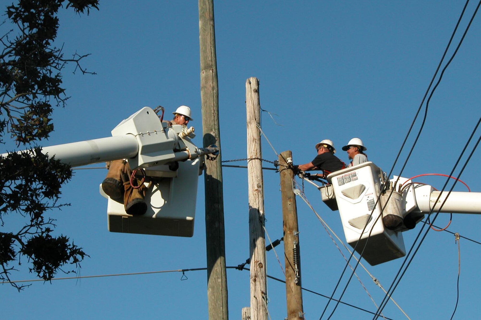 On-base residents will experience a power outage Sept. 29 and Oct. 13 while the 796th Civil Engineer Squadron performs maintenance to the base electrical system.
The power outage will begin at 7 a.m and last until 11:30 a.m. The outage is needed to change out four power poles on primary distribution circuits.
       