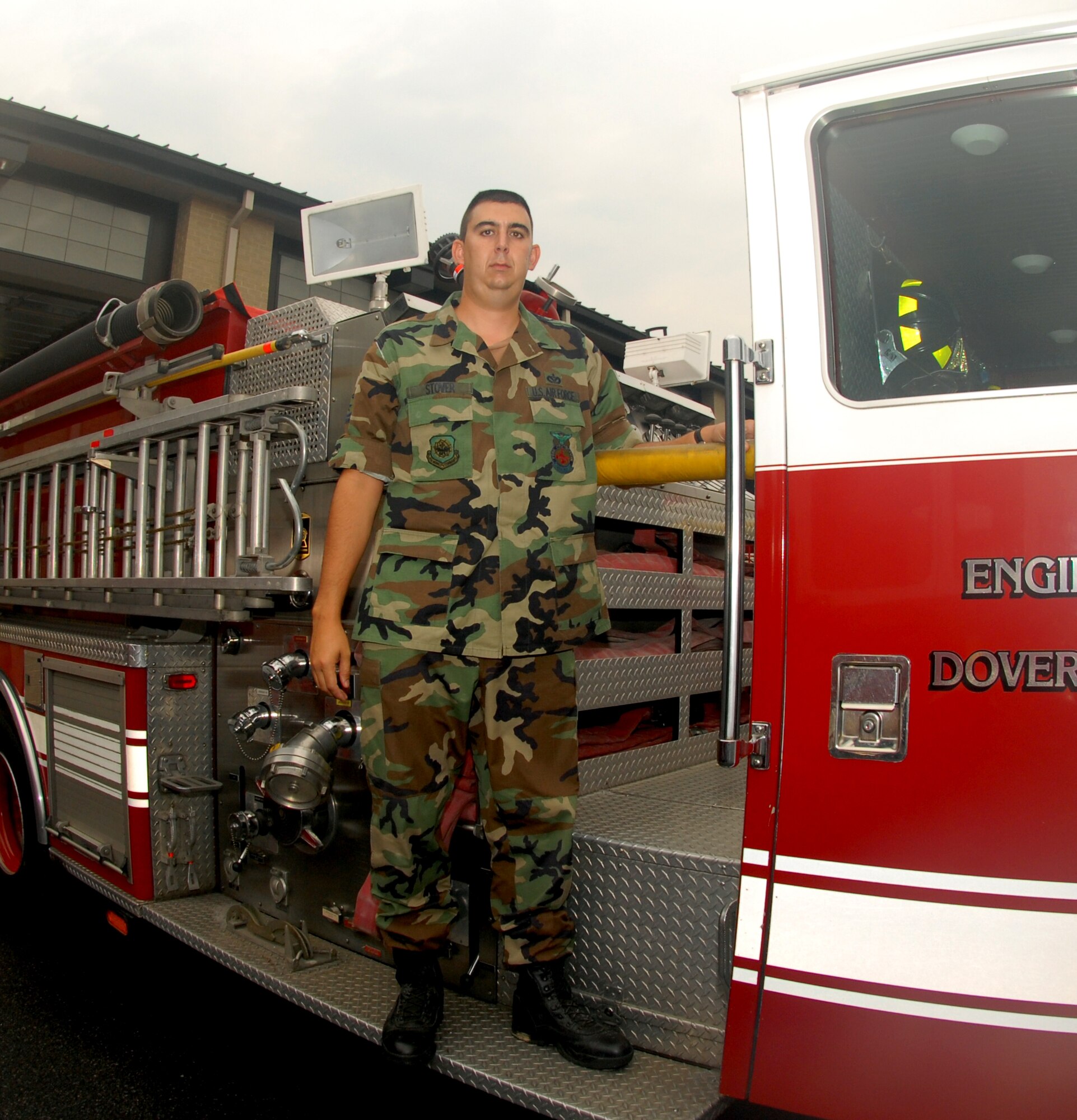 Tech. Sgt. Steven Stover, 436th Civil Engineer Squadron, was awarded the Kent County Medal for Heroism in a ceremony in Magnolia Aug. 14. The sergeant was honored for rescuing an elderly woman from a major-house fire in Magnolia June 29. (U.S. Air Force photo/Tech. Sgt. Kevin Wallace)