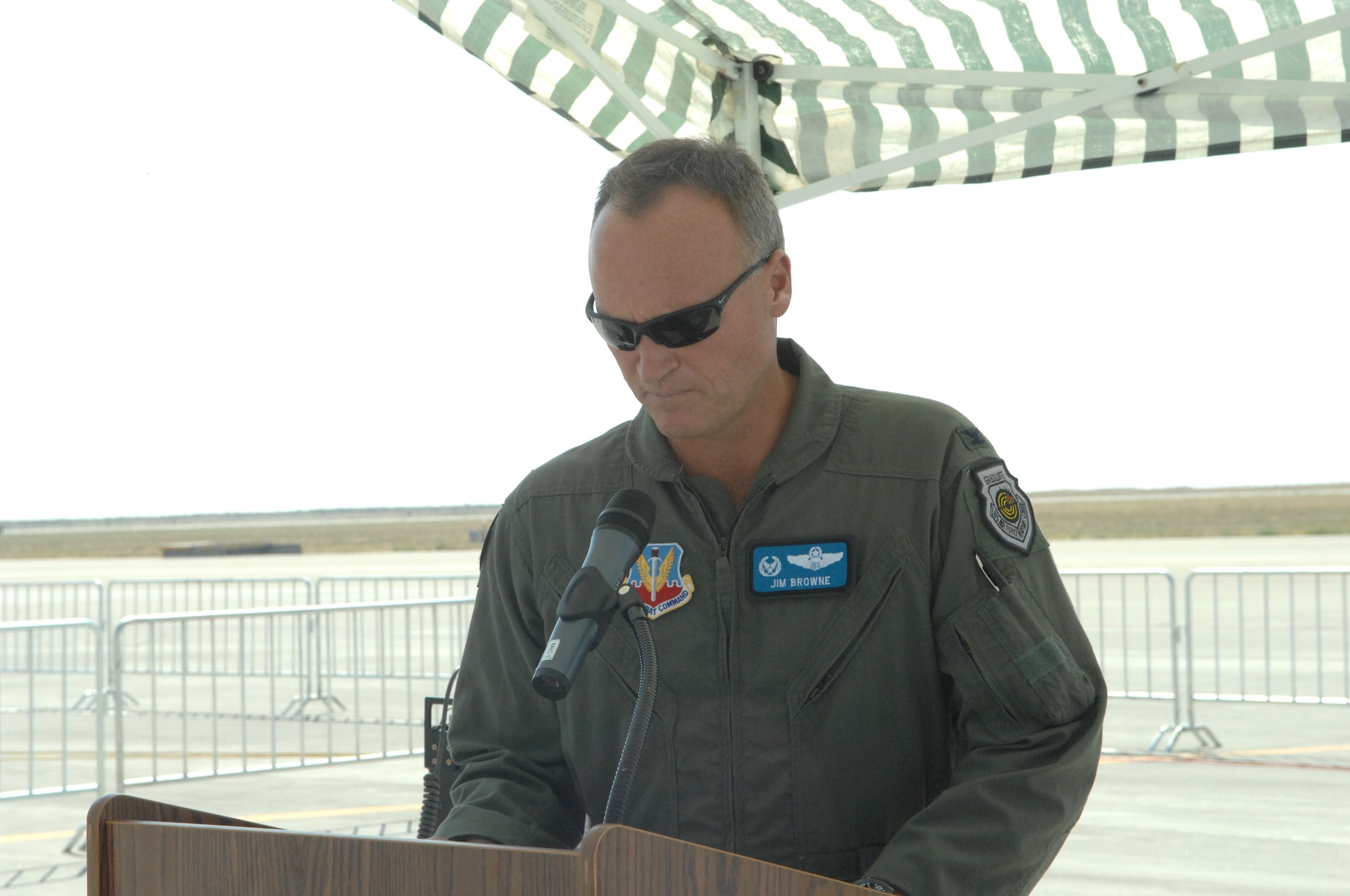 MOUNTAIN HOME AIR FORCE BASE, Idaho -- Col. James Browne, 366th Fighter Wing commander, talks to Gunfighters and local community members during the 60th anniversary celebration here Sept. 14. Local community members joined Gunfighters to celebrate the Air Force’s heritage together from noon to 6 p.m. Events included an opening fly over, a short demonstration with an A-10 Thunderbolt and P-51 Mustang, military working dog demonstrations, munitions loads and the fire department’s wall of water demonstration. Squadron exhibits were also displayed throughout the day. (U.S. Air Force photo/Airman 1st Class Dana Hill)