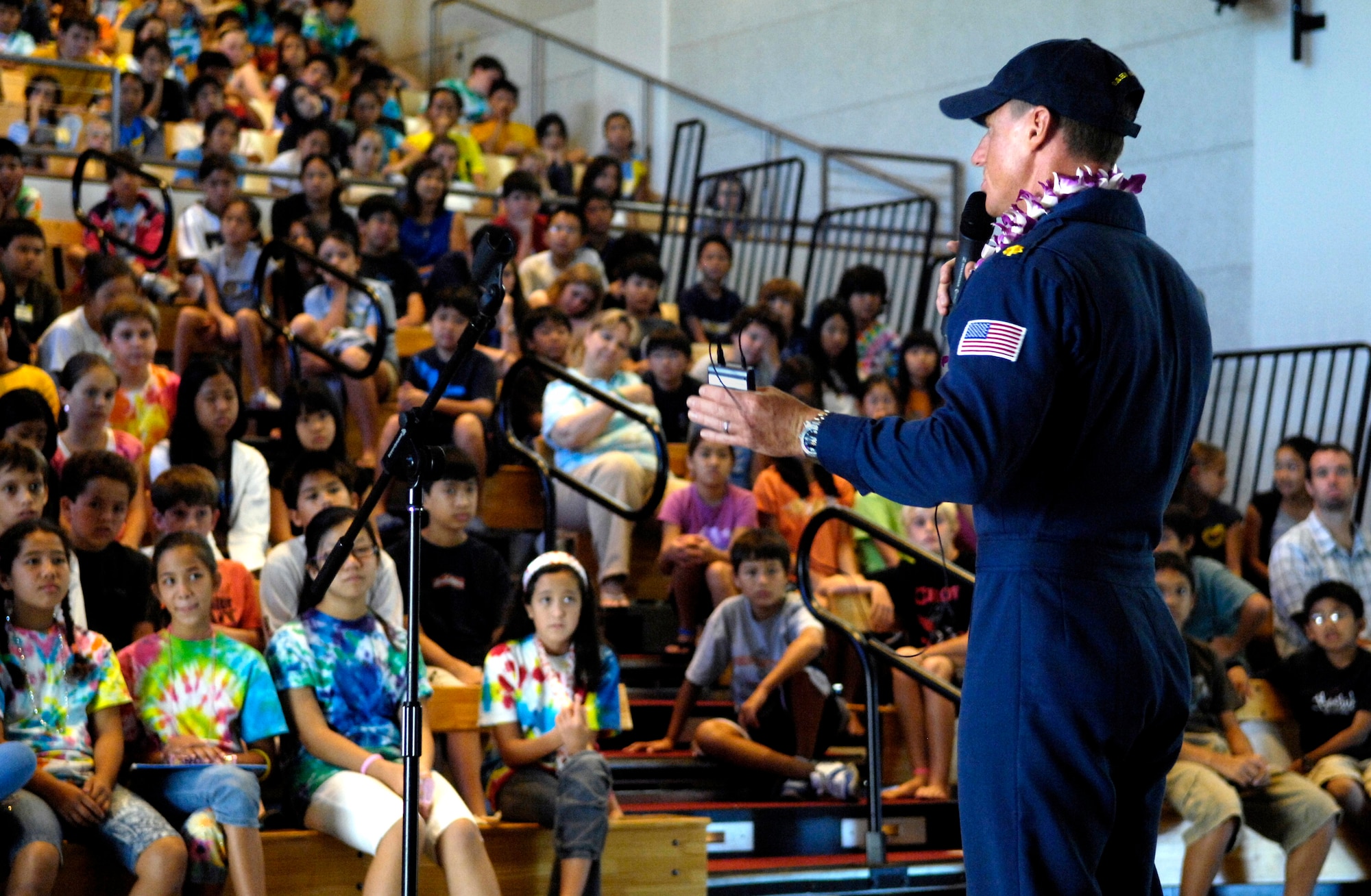 Maj. Tad Clark speaks to middle school children Sept. 14 at the Punahou School in Honolulu. Members of the Air Force Demonstration Team, the Thunderbirds, made community appearances at school in Oahu as part of Air Force Week Honolulu. (U.S. Air Force photo/Tech. Sgt. Shane A. Cuomo) 
