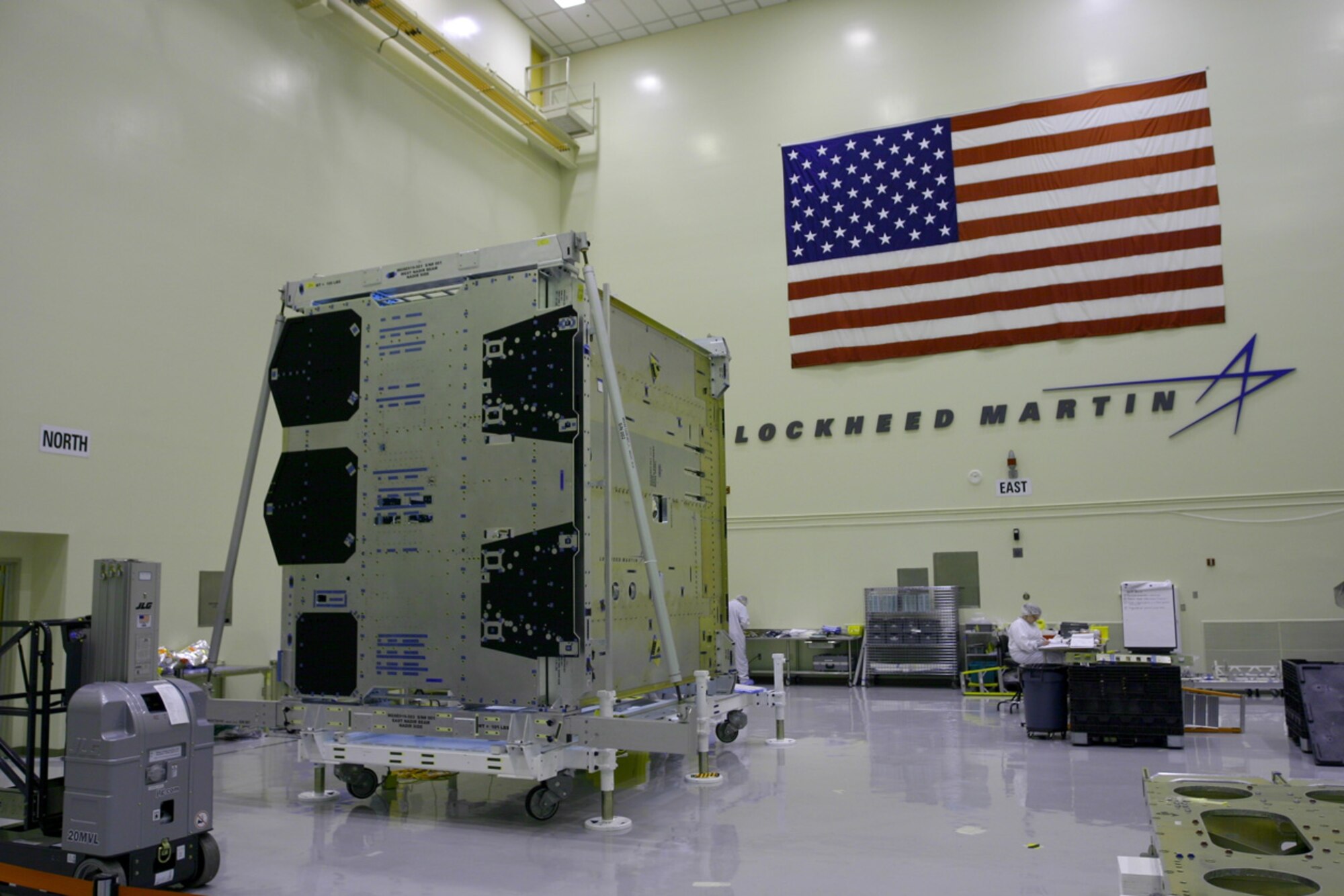 The payload equipment module of the Advanced Extremely High Frequency satellite (Flight 3)  was shipped from Lockheed Martin Space Systems in Sunnyvale, Calif. and safely arrived at Northrop Grumman Space Technology in Redondo Beach, Calif., Sept.14.  The payload equipment module consists of structural panels that provide housing for all spacecraft bus and payload systems as well as thermal control. Northrop Grumman's Space Technology team will now begin integrating payload components and subsystems directly related to the mission of the satellite.  Once testing is complete, the payload module will be shipped back to Lockheed Martin for final integration with the core propulsion system module. (Photo courtesy of Lockheed Martin Space Systems.)