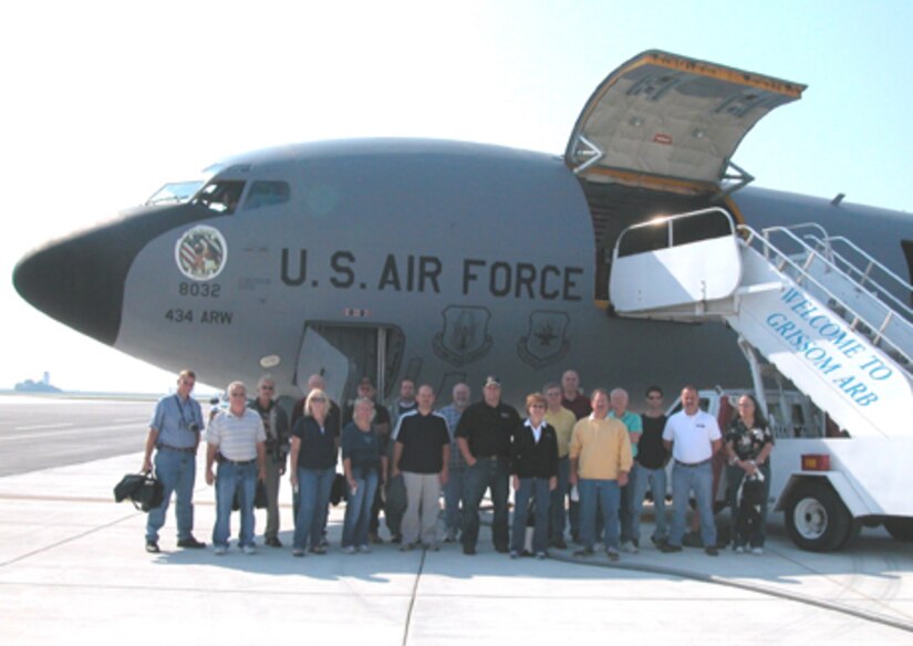 Employers learn about Grissom ARB > Grissom Air Reserve Base > Article