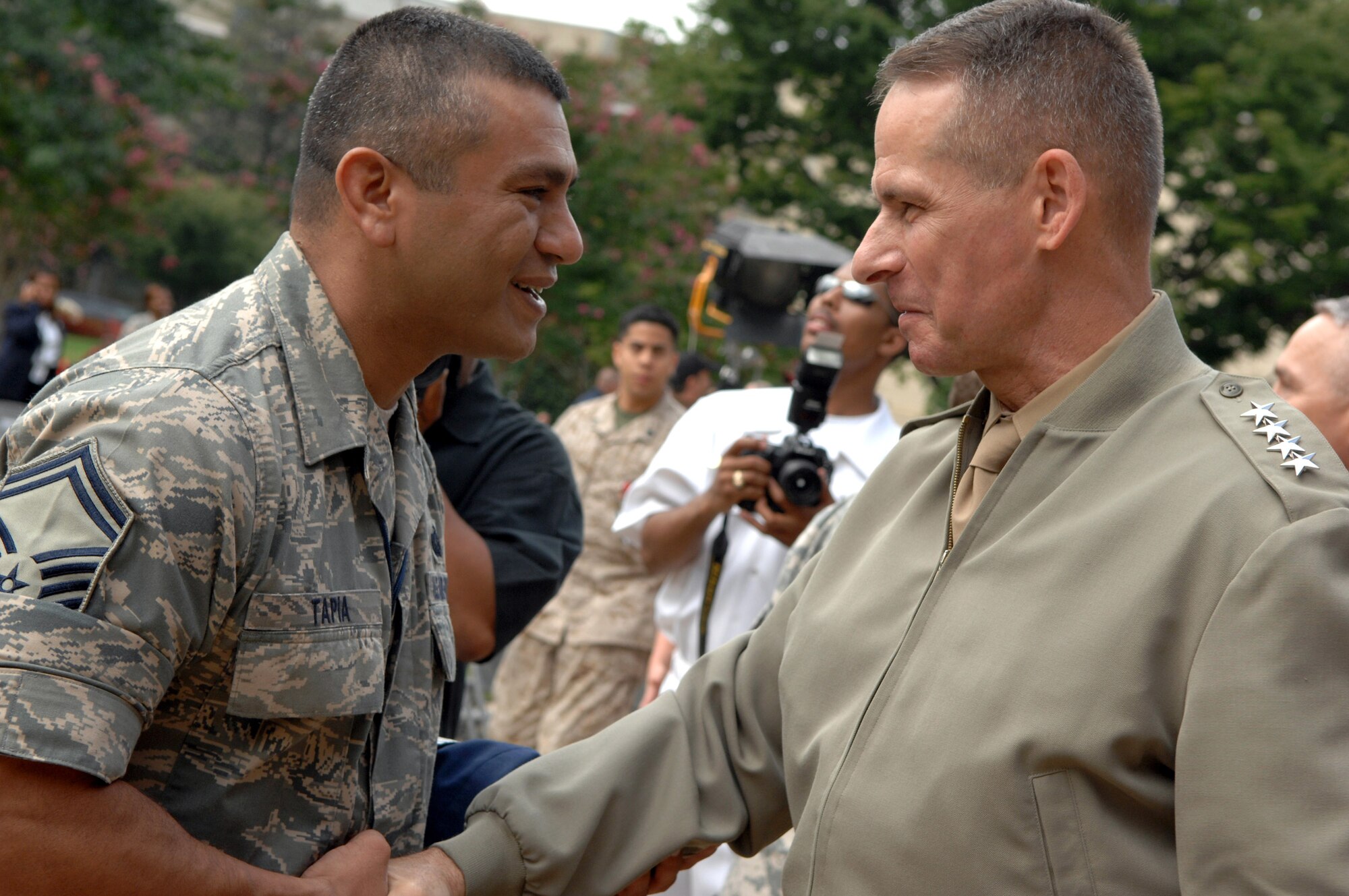 Marine Corps Gen. Peter Pace, chairman of the Joint Chiefs of Staff, thanks Senior Master Sgt. Gerardo Tapia during a "Farewell to the Troops" ceremony at the Pentagon Sept. 20. (U.S. Air Force photo/Airman 1st Class Gina Chiaverotti)