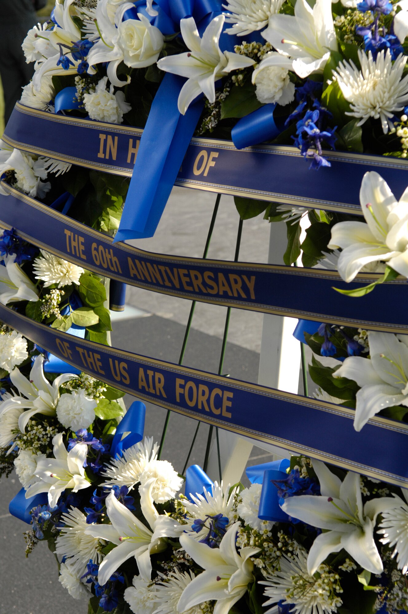 The United States Air Force holds a Wreath Laying Ceremony in honor of celebrating it’s 60th Anniversary Sept. 18, at the Air Force Memorial, Washington. The hosts of today’s event was Secretary of the Air Force Michael W. Wynne, Air Force Chief of Staff Gen. T. Michael Moseley, and Chief Master Sgt. of the Air Force (CMSAF) Rodney J. McKinley. Throughout the year, many bases have held their own ceremonies to celebrate its birthday.  Member’s from all over the National Capitol Region were here to celebrate this event and be apart of Air Force History. (U.S. Air Force photo by Senior Airman Rusti Caraker)