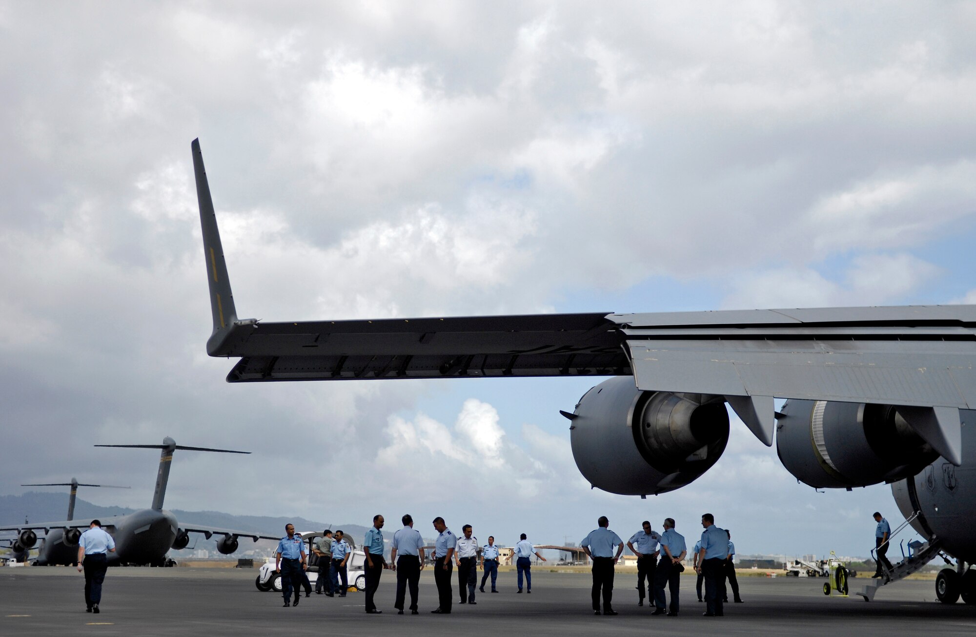 Members of the Pacific Rim Airpower Symposium take a tour of a C-17 Globemaster III Sept. 20, 2007 at Hickam Air Force Base, Hawaii. The PACRIM Symposium provides an ideal forum to communicate the value of U.S. engagement with nations of the Asia-Pacific region and our commitment to the region to internal, local, national and regional audiences. (U.S. Air Force photo/Tech. Sgt. Shane A. Cuomo)