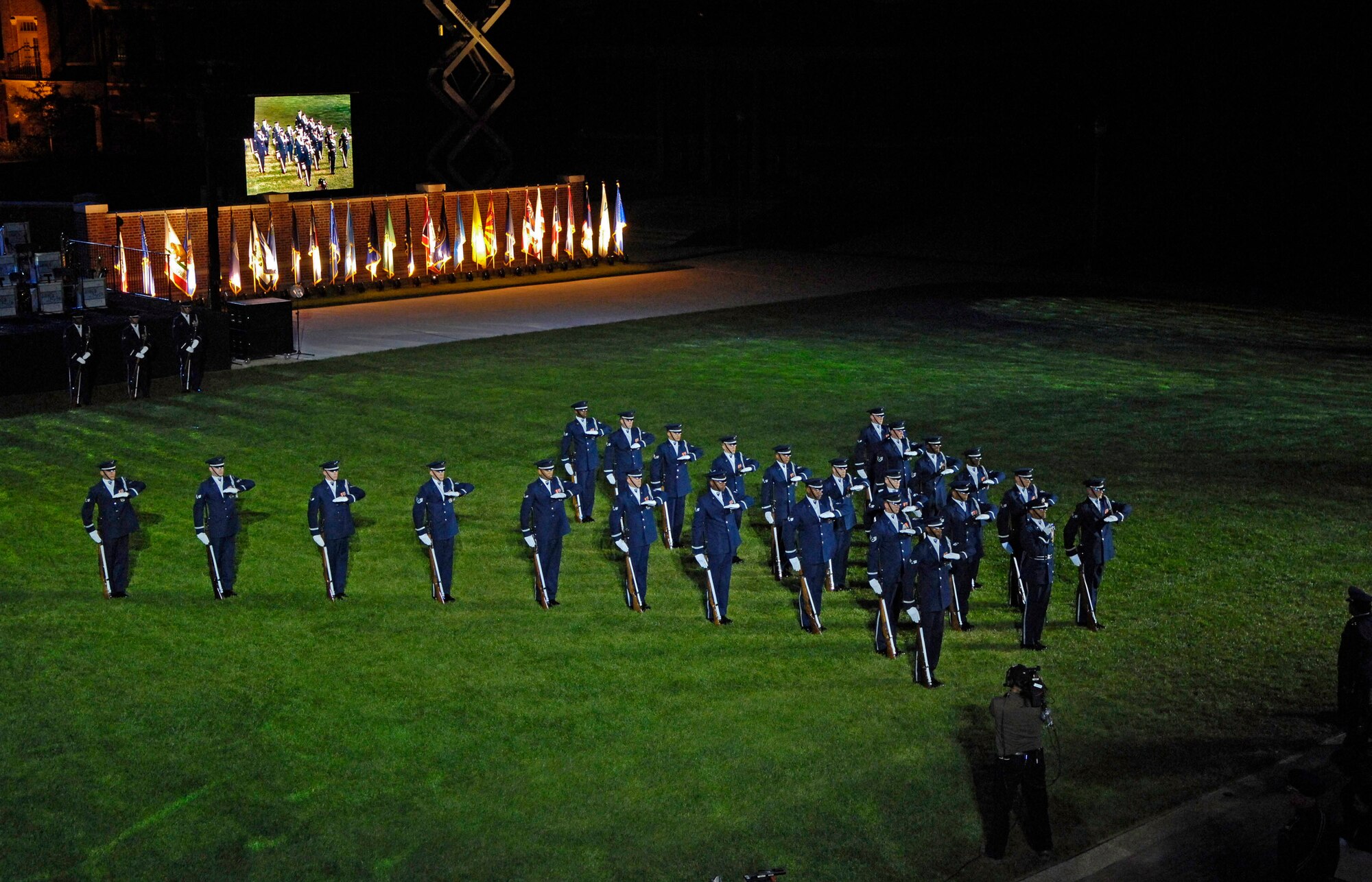 The Air Force Honor Guard Drill Team replicates the Air Force Memorial design on the Ceremonial Lawn during the Air Force Tattoo Sept. 23 at Bolling Air Force Base, D.C. The 2007 Air Force Tattoo, titled "Heritage to Horizons: Commemorating 60 Years of Air and Space Power," was produced in part for more than 100 air force leaders from nations worldwide. Gen. Duncan J. McNabb, the Air Force vice chief of staff, hosted the event that was part of this year's Global Air Chiefs Conference. (U.S. Air Force photo/Airman 1st Class Marleah L. Miller)
