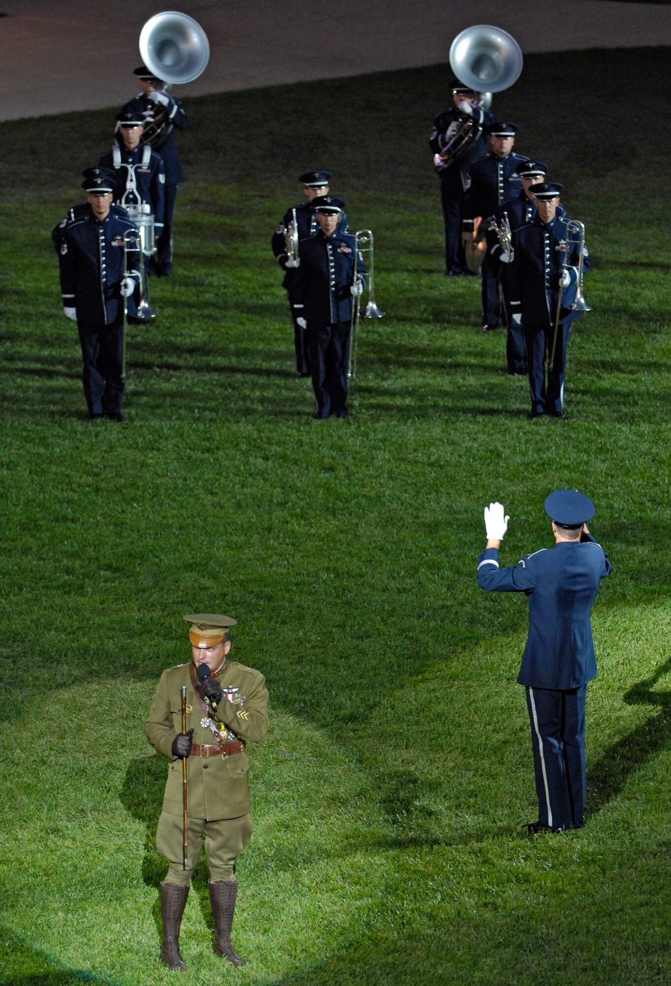 Air Force Band members perform on the Ceremonial Lawn during the Air Force Tattoo Sept. 23 at Bolling Air Force Base, D.C. The 2007 Air Force Tattoo, titled "Heritage to Horizons: Commemorating 60 Years of Air and Space Power," was produced in part for more than 100 air force leaders worldwide. Gen. Duncan J. McNabb, the Air Force vice chief of staff, hosted the event that was part of this year's Global Air Chiefs Conference. (U.S. Air Force photo/Airman 1st Class Marleah L. Miller)
