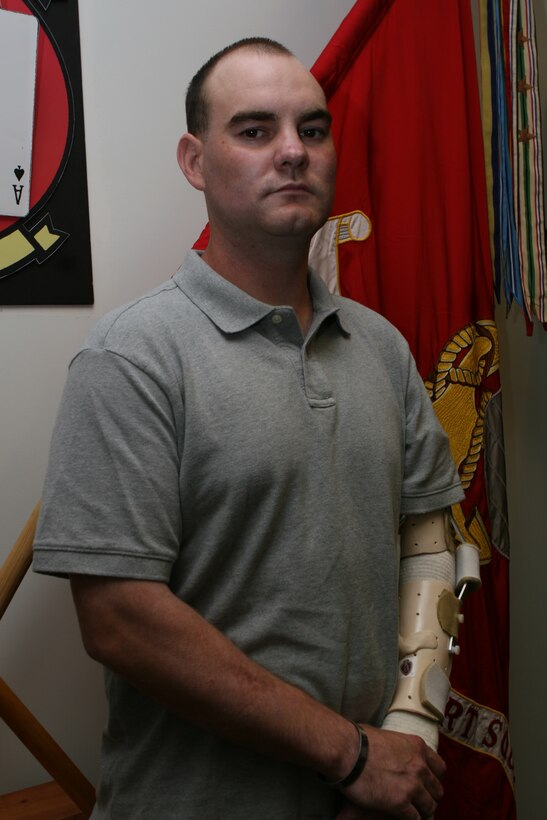 MARINE CORPS AIR STATION MIRAMAR, Calif. ? Sgt. William Ellington traveled to the Marine Corps Air Station Miramar, Calif., from San Antionio to spend a week with his fellow Marines at Marine Wing Support Squadron 373. Ellington sustained severe damage to his nervous system after burns, due to a roadside bomb explosion Dec. 11, 2006.