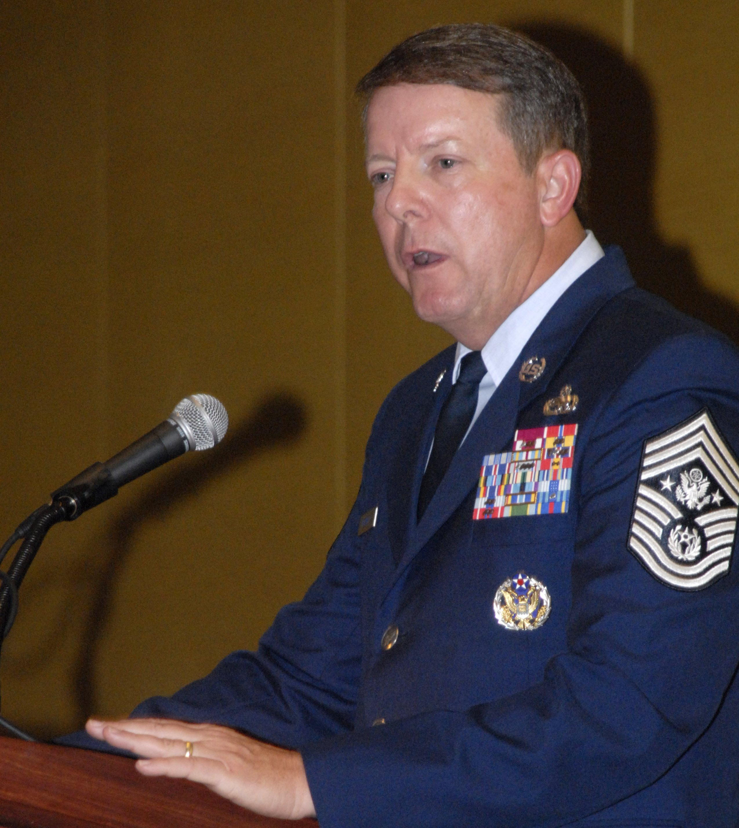 AFA convention features command chiefs forum > Air Force > Article Display
