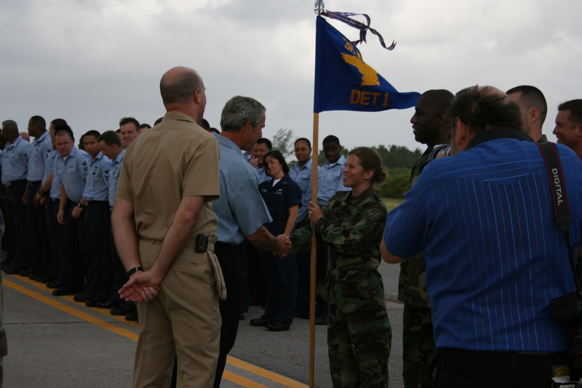 President Taking Time To Visit Icemen gt Eielson Air Force Base gt Display