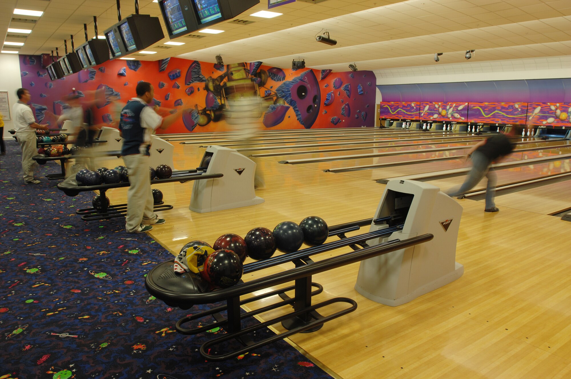 Participants in the 2007 U.S. Air Forces in Europe Bowling Championships, hosted at the RAF Mildenhall Bowling Center, Sept. 24-26, could enter in three different categories, team, doubles, and singles. (U.S. Air Force Photo by Tech. Sgt. Tracy L. DeMarco)
