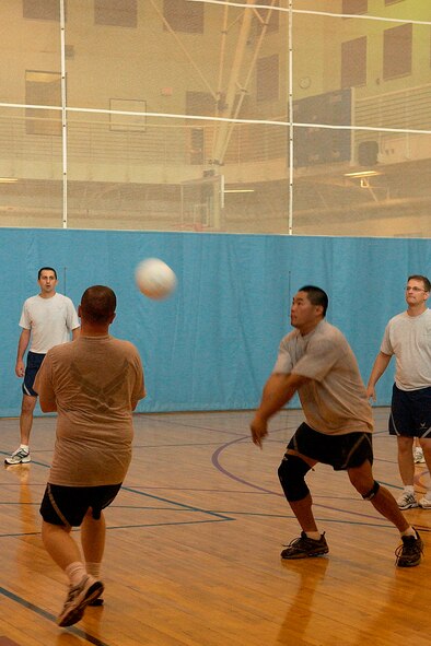 KUNSAN AIR BASE, South Korea - Master Sgt. Lee Ishikawa, 8th Mission Support Squadron, participates in blind volleyball during the wing sports day Sept. 28 here. MSgt Lee Ishikawa, along with others, participated in a number of events allowing Airmen a way to compete in friendly and fun competitions, helping to build esprit de corps. (U.S. Air Force photo/SrA Giang Nguyen)

                               