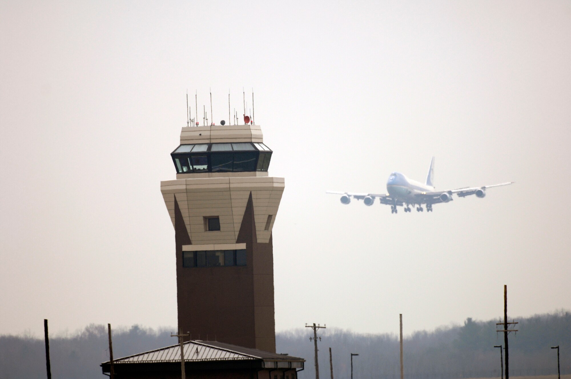 Air Force One arrives here March 28. The president stopped at McGuire on his way to an event in Freehold, N.J. (U.S. Air Force photo/Kenn Mann)