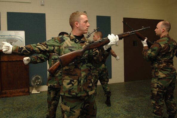 FAIRCHILD AIR FORCE BASE, Wash. – U.S. Air Force Airmen practice the firing sequence with M-14s used during funerals by the honor guard. To guarantee flawless performances during ceremonies, regular training is an ongoing responsibility for each member of the Base Honor Guard. (U.S. Air Force photo / Senior Airman Jocelyn Ford)
