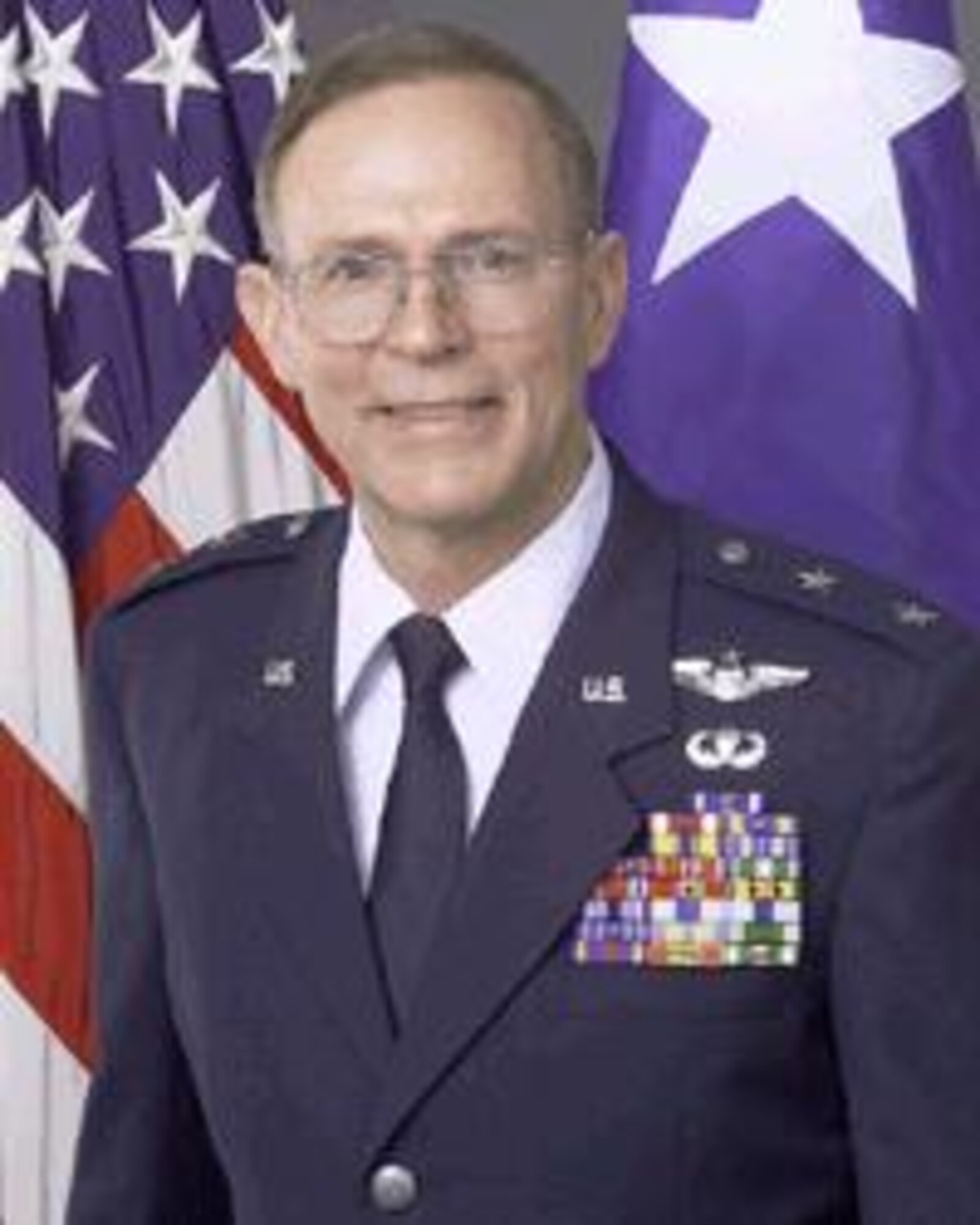 MAJOR GENERAL ROBERT B. SIEGFRIED > Air Force > Biography Display