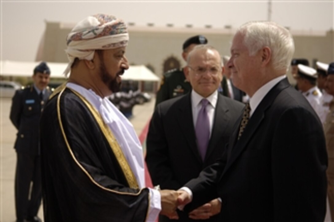 Defense Secretary Robert M. Gates shakes hands with Omani Minister of Defense Sayyid Badr bin Saud al-Busaidi as the secretarty prepares to depart Seeb International Airport in Muscat, Oman, April 5, 2008. Gates was in Oman to meet with Omani Sultan Qaboos bin Sa'id and other Omani officials. 
