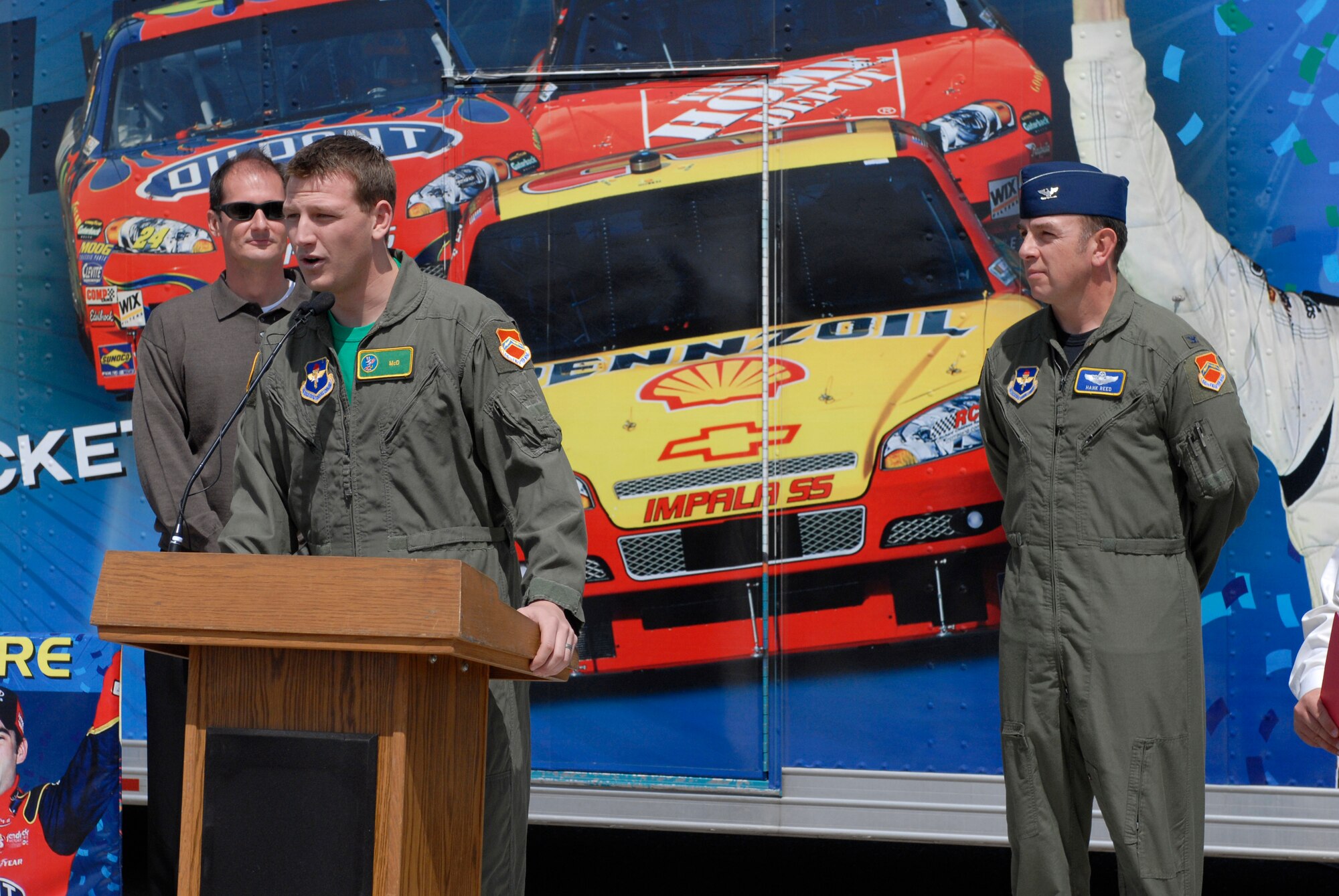 NASCAR driver Michael McDowell speaks to Luke members, April 9 about his recent crash, visit to the base and upcoming race. Mr. McDowell received an orientation flight in an F-16 after meeting and speaking to Luke members. (U.S. Air Force photo/Staff Sergeant Christopher Hummel)