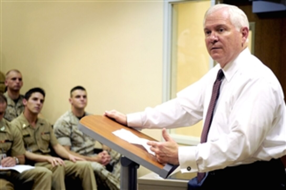 Defense Secretary Robert M. Gates speaks to U.S. Navy midshipmen on national security studies at the U.S. Naval Academy, Annapolis, Md., April 11, 2008.  