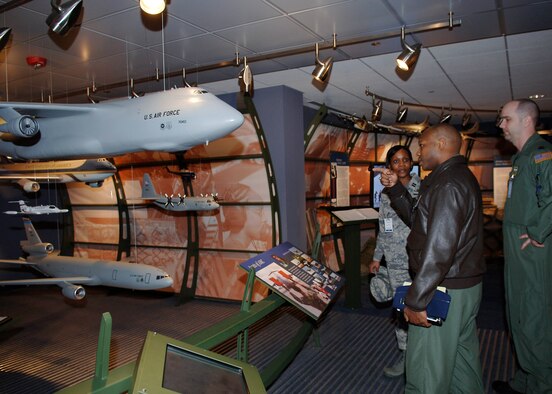SCOTT AIR FORCE BASE, Ill. – High Flight captains tour Air Mobility Command’s Heritage Hall during a wee-long conference attended by captains, civilians and their spouses from active duty, Guard and Reserve. (U.S. Air Force photo/Tech. Sgt. Tony Tolley)
