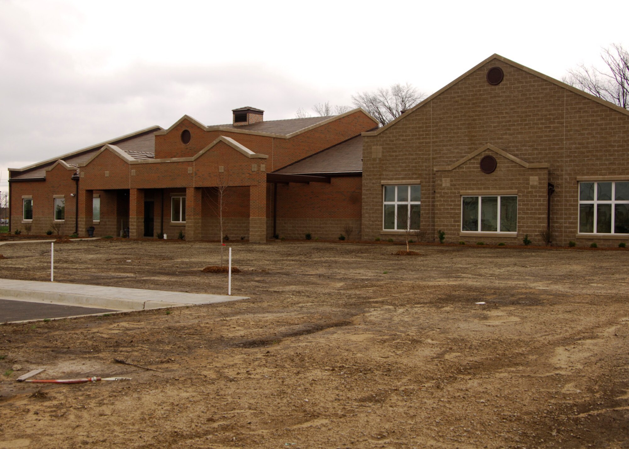 SCOTT AIR FORCE BASE, Ill. -- The new Community Center at Patriot's Landing is open to all residents of Scott Air Force Base and offers many free options for its residents to do, such as swimming, exercising and playing billiards. (U.S. Air Force photo/Airman 1st Class Wesley Farnsworth)