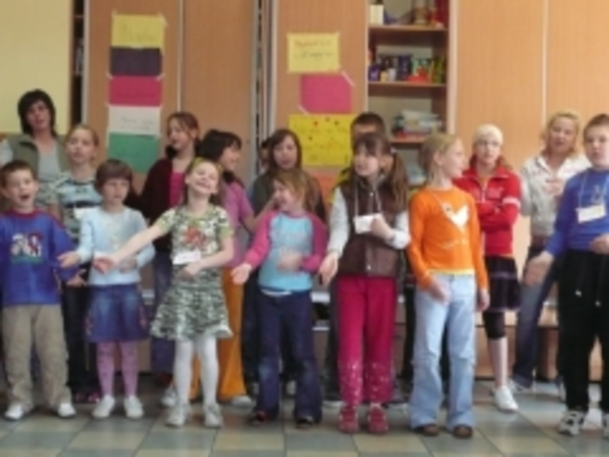 Children in the Bible School at Kosciola Zielonoswiatkowego. 