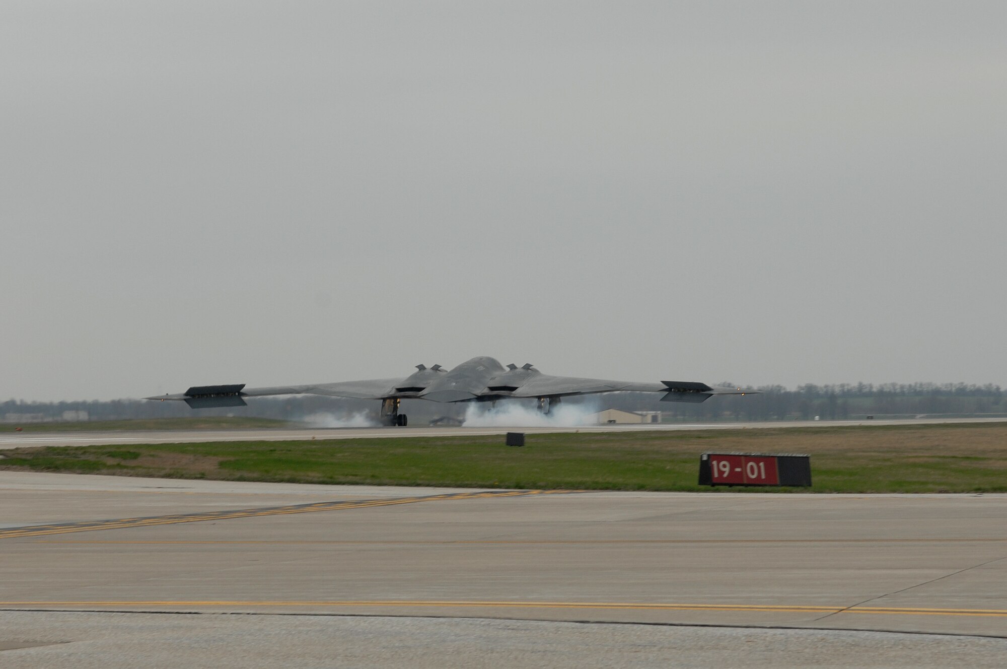 WHITEMAN AIR FORCE BASE, Mo., - The B-2 “Spirit of Missouri,” flown by Maj. Matthew Calhoun, mission commander, and Capt. Jared Kennish, pilot, performs a "touch and go" during a training mission Apr. 17. The B-2 returned to flying April 15 following a 53-day safety pause after the first crash Feb. 23 in Guam. (U.S. Air Force photo/Tech. Sgt. Samuel A. Park)