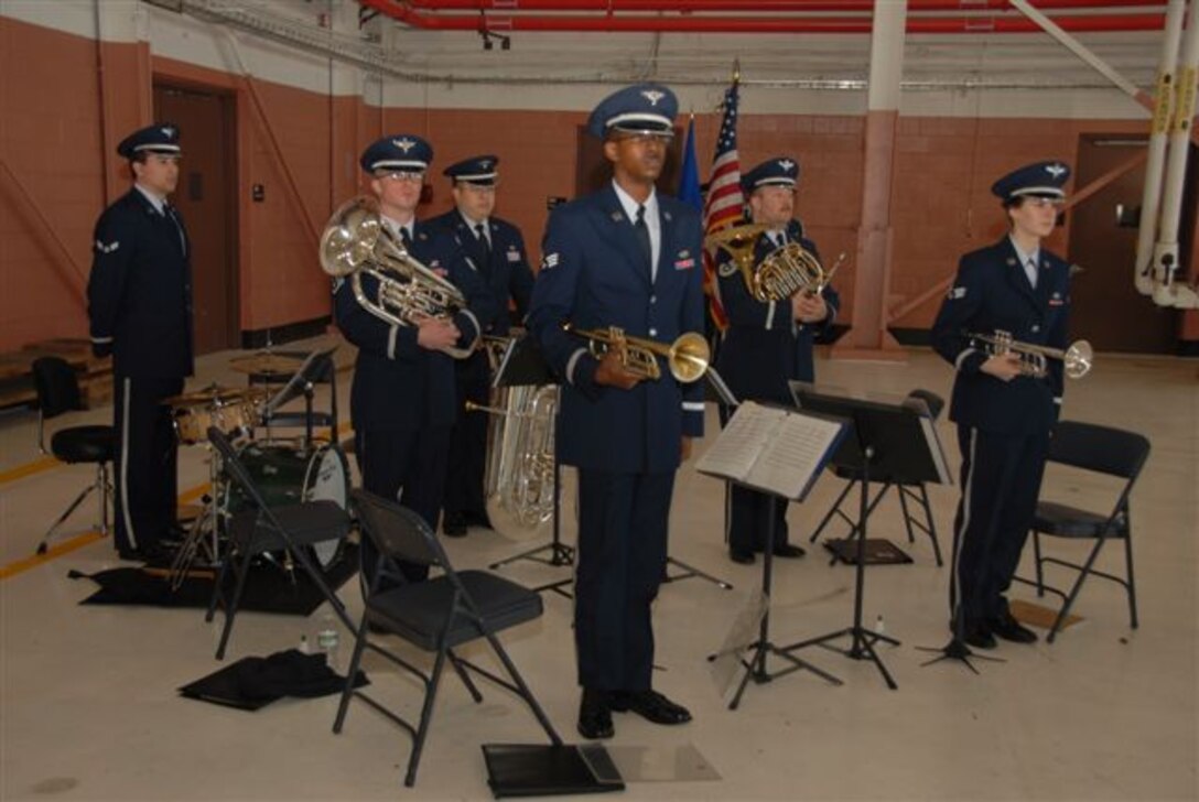 On April 5, 2008, in Westhampton Beach, NY, the Band of Liberty’s very own Colonial Brass participated in one of the United States Air Force’s second-highest honors ceremonies, the Air Force Cross.  Retired Chief Masters Sergeant Dennis Richardson was awarded the Air Force Cross 40 years late for a rescue mission in Vietnam March 14, 1986.  
