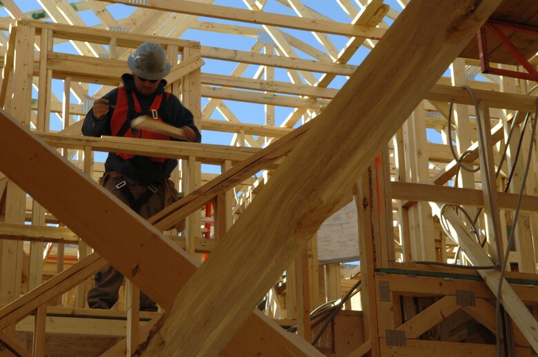 Construction on Holloman > Holloman Air Force Base > Article Display