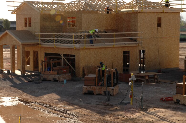 Construction on Holloman > Holloman Air Force Base > Article Display
