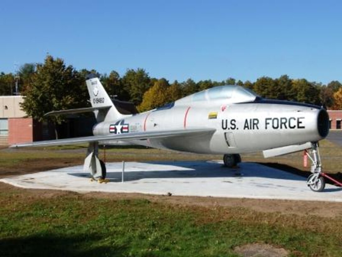F-84F Thunderstreak