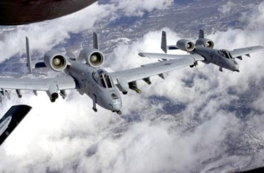 Two-ship in-flight refuel